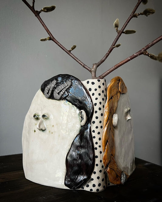 Vas/ljusstake, Vänskap