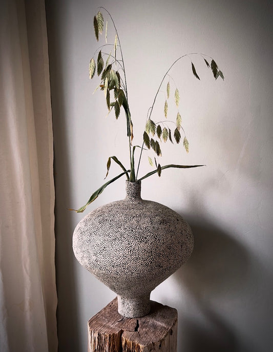 Vas/Ljusstake, Småprickig